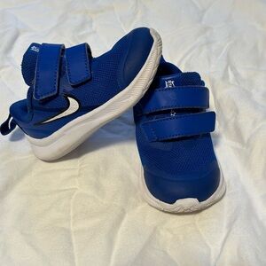 Nike Star Runner Toddler shoe size 5C blue white Velcro sneaker